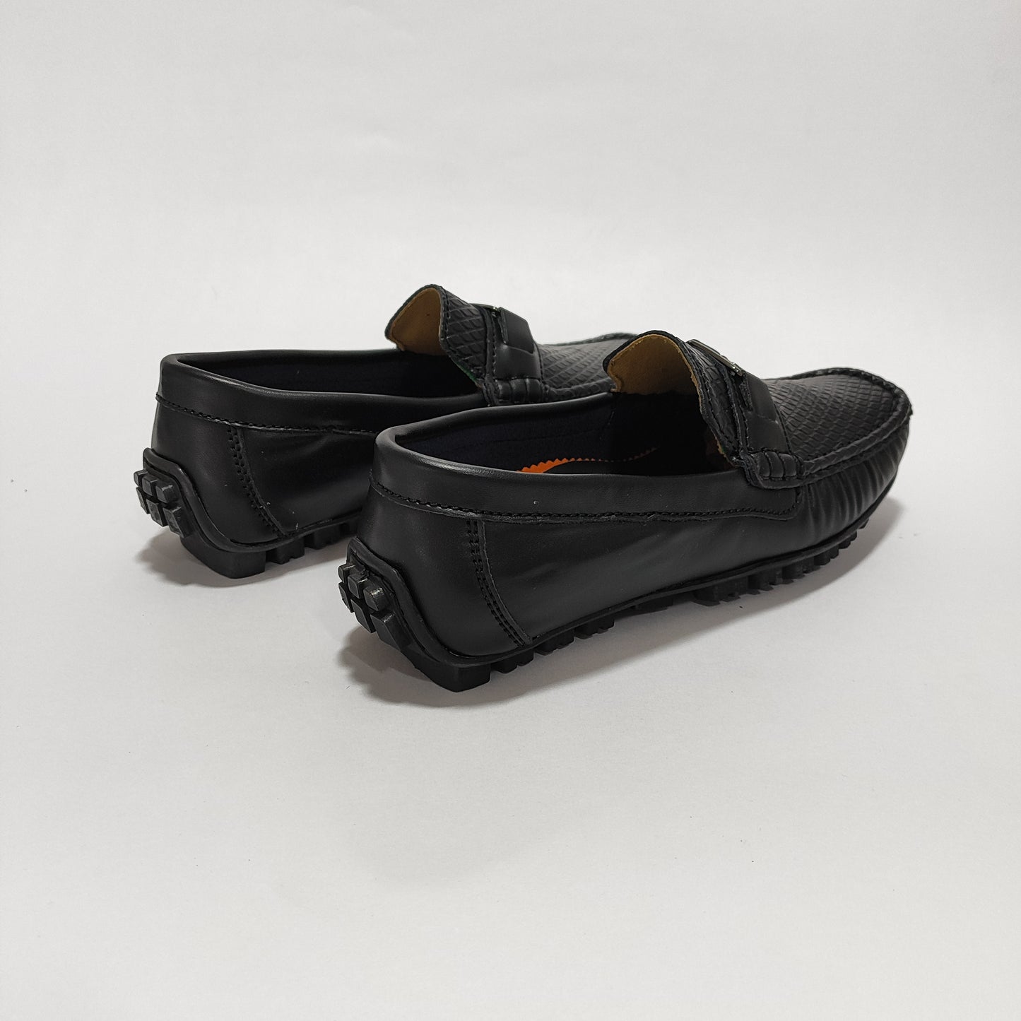 mocasin 209c negro rep basecuero Carazzi23